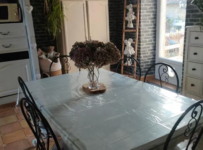 Cite De Caractere Medieval 民宿 *