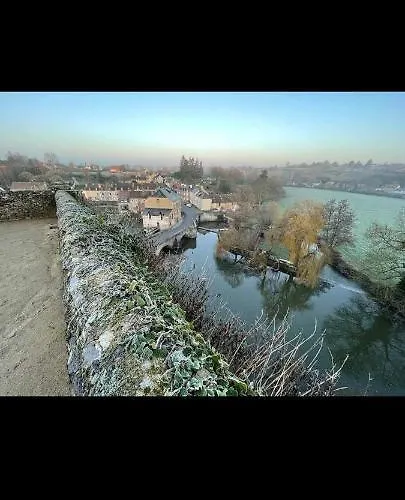 Cite De Caractere Medieval * 萨尔特河畔弗莱斯涅