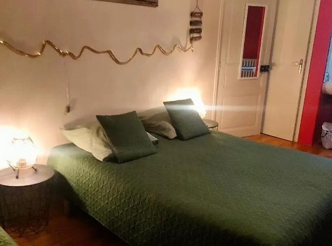 Cite De Caractere Medieval 民宿 *